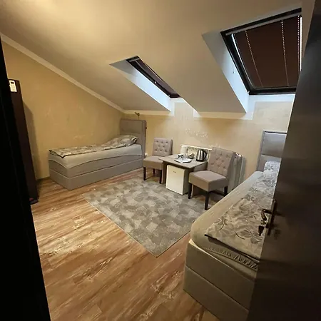 Al-dino Guest house *